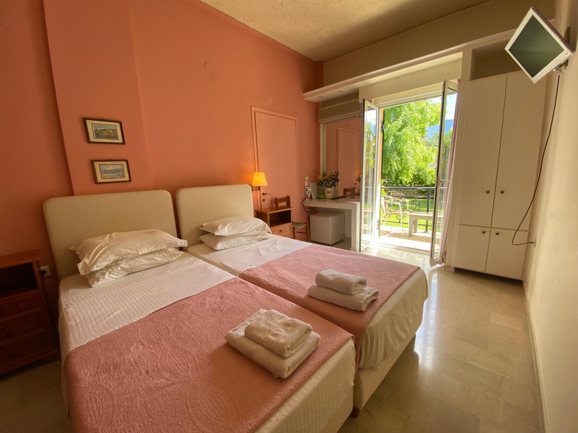 Sunrise Inn Pesádha Habitación foto