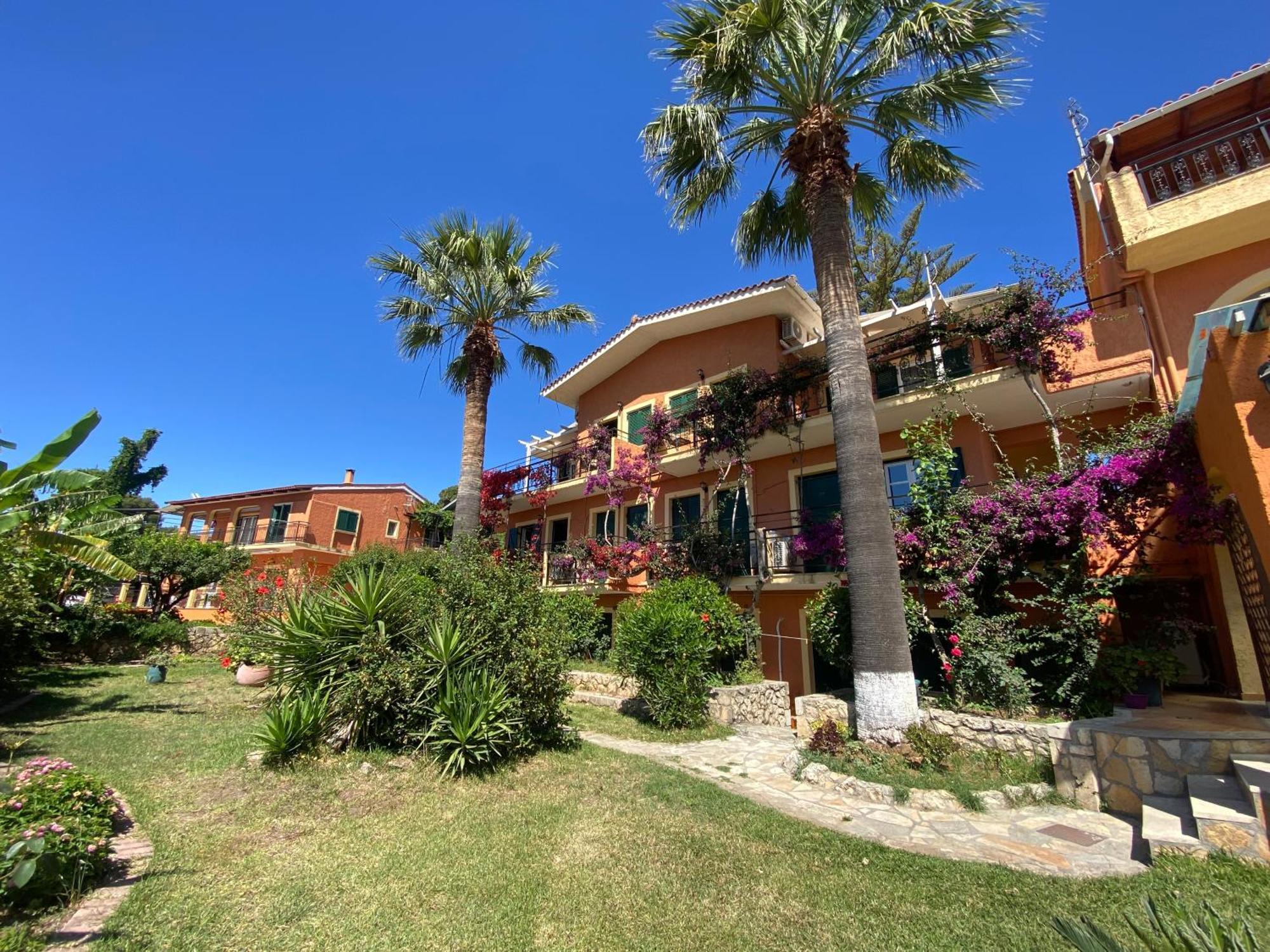 Sunrise Inn Pesádha Exterior foto