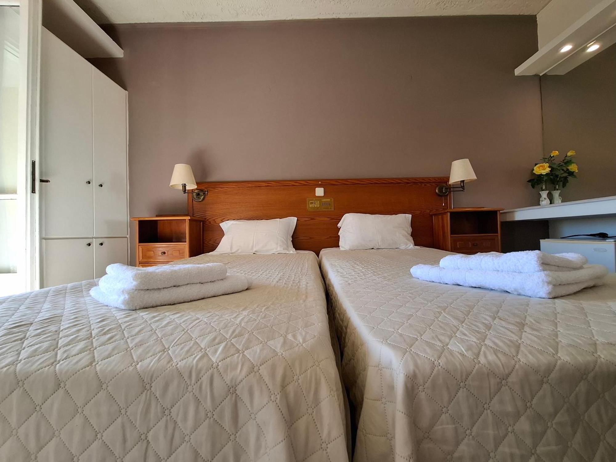 Sunrise Inn Pesádha Habitación foto