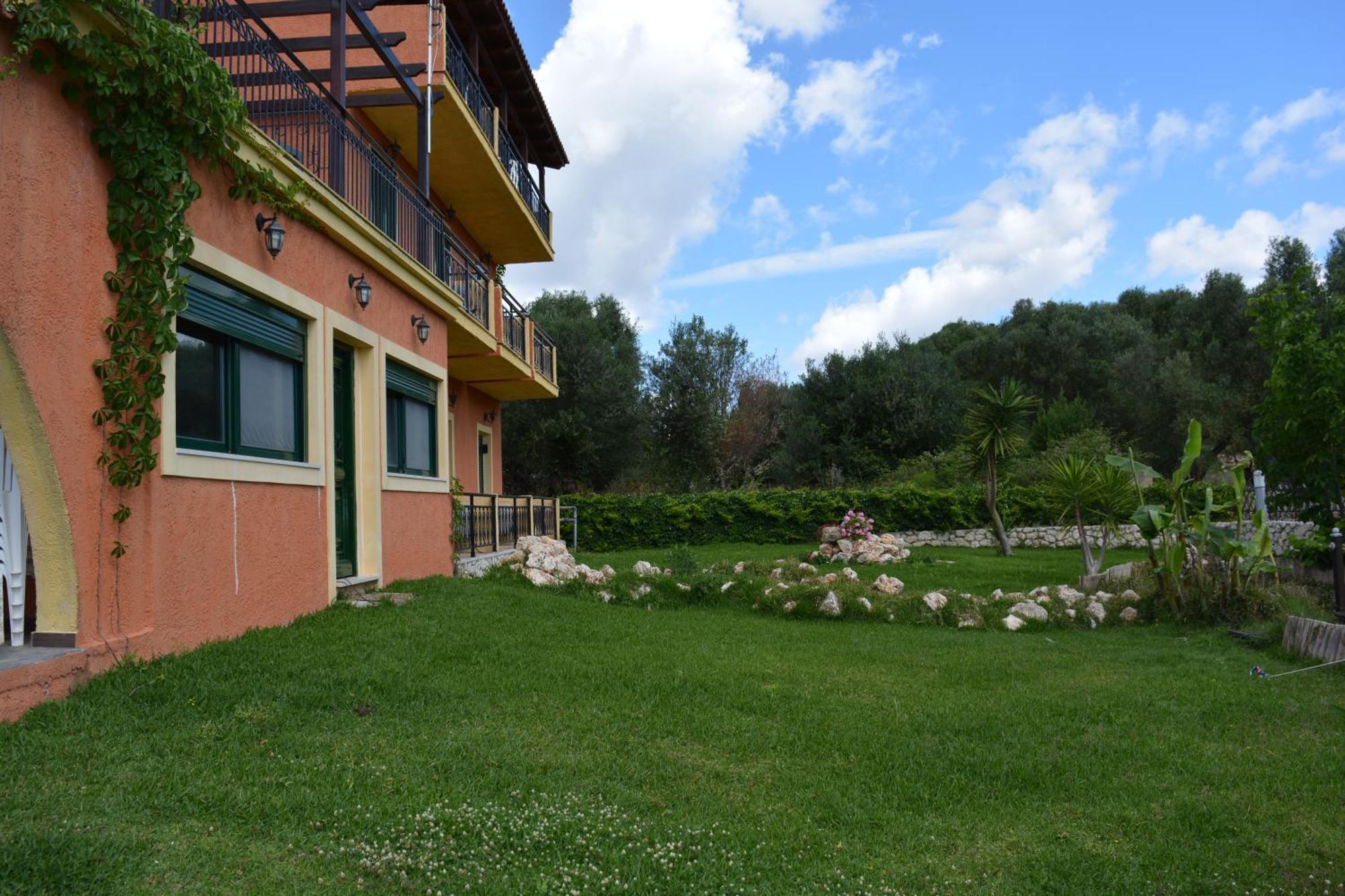 Sunrise Inn Pesádha Exterior foto